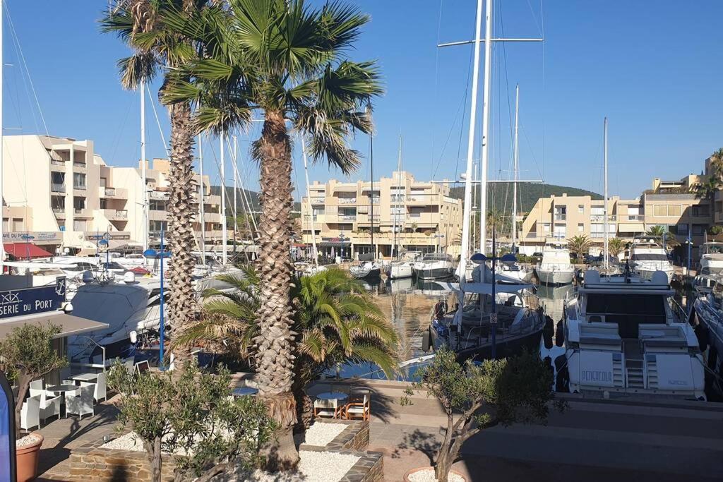Face Mer Entre Plage Et Marina Bormes-les-Mimosas Exterior foto
