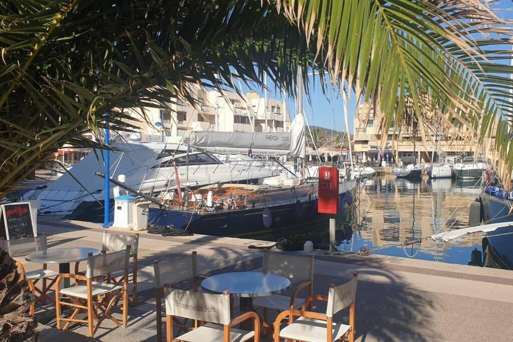 Face Mer Entre Plage Et Marina Bormes-les-Mimosas Exterior foto
